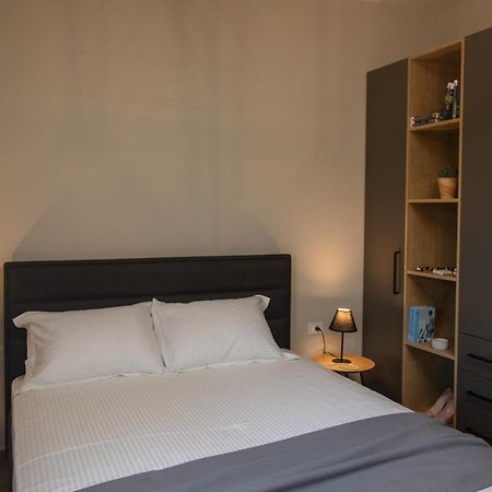 Citrus House Apartment Razata Ngoại thất bức ảnh