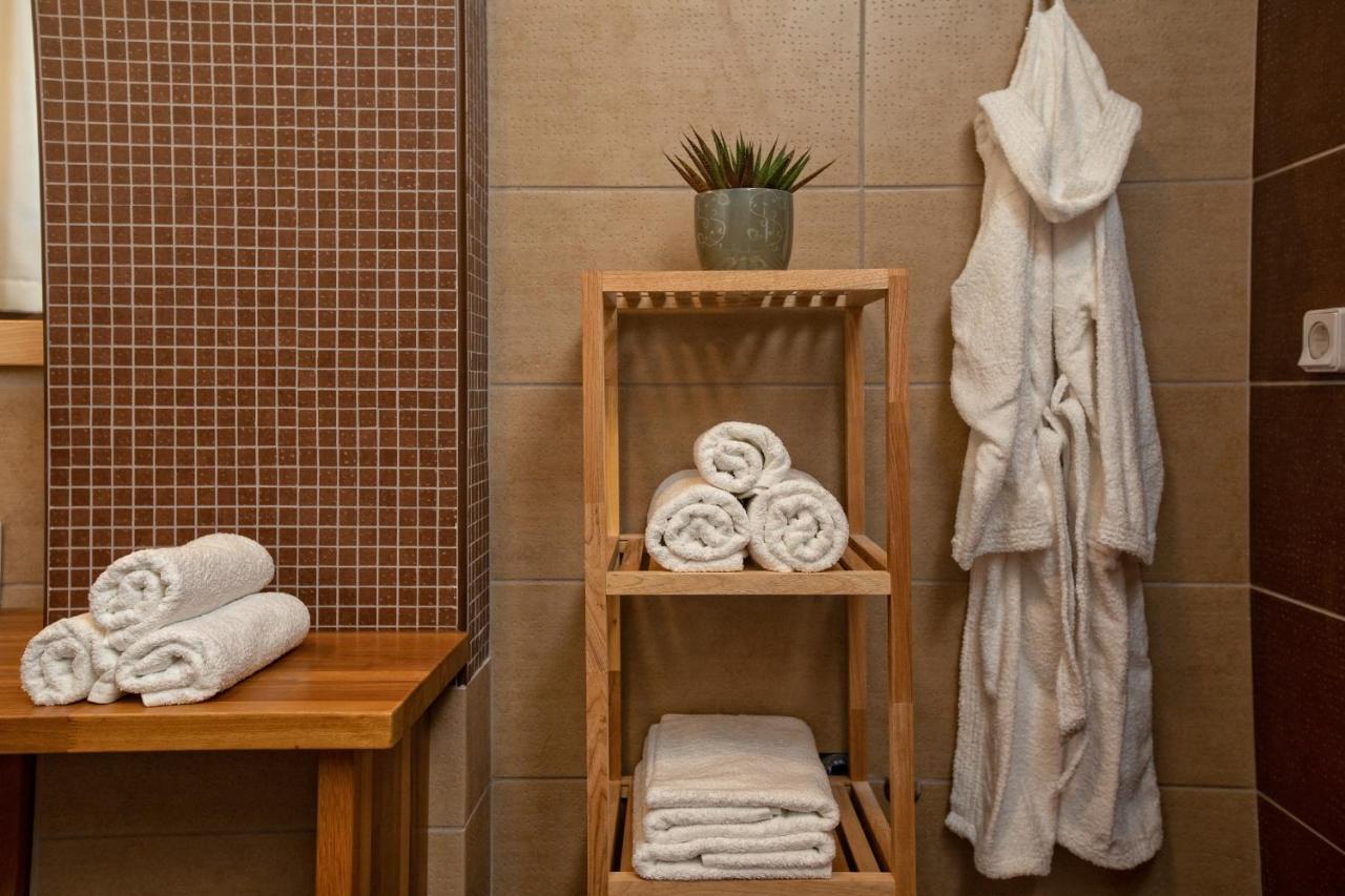 Citrus House Apartment Razata Ngoại thất bức ảnh